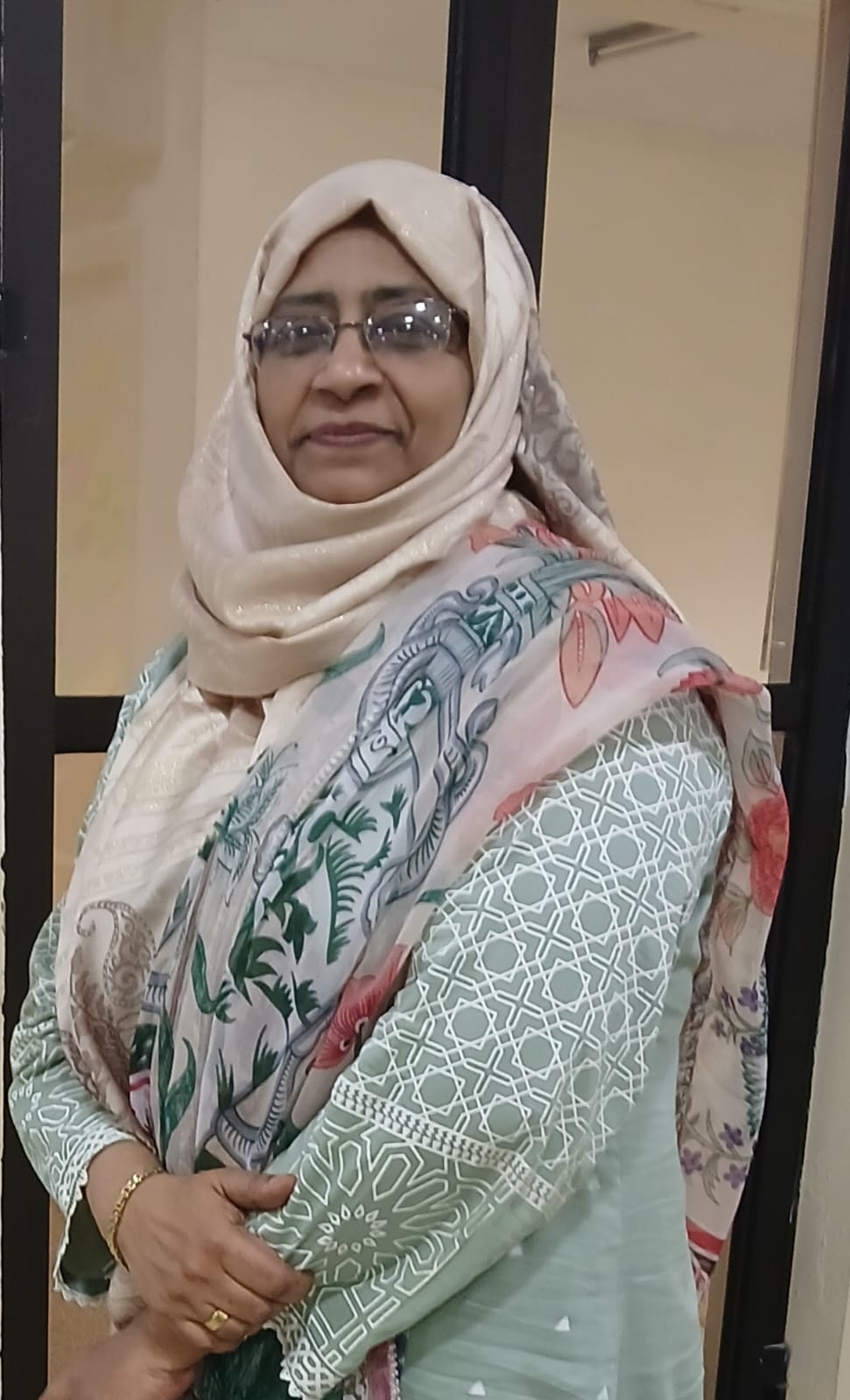 Dr. Muniza Malik